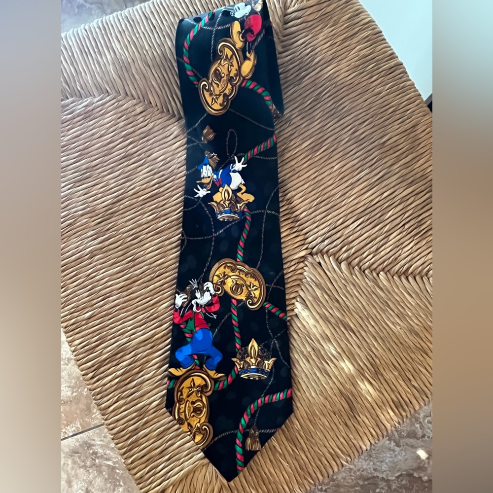 Vintage Disney Novelty Necktie - Mickey Mouse, Donald Duck, Goofy 100% Silk